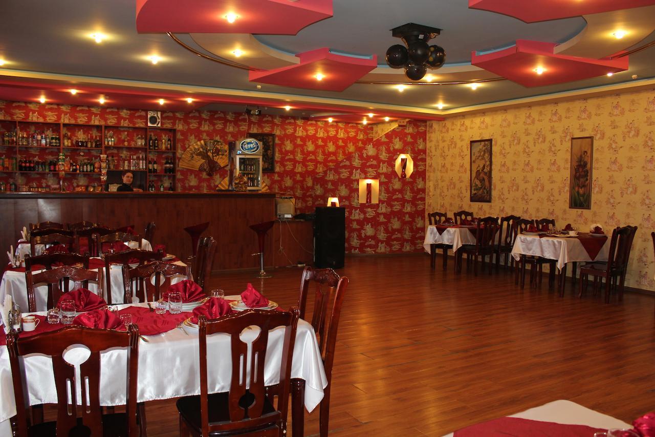 Pekin Hotel Temirtau Dış mekan fotoğraf