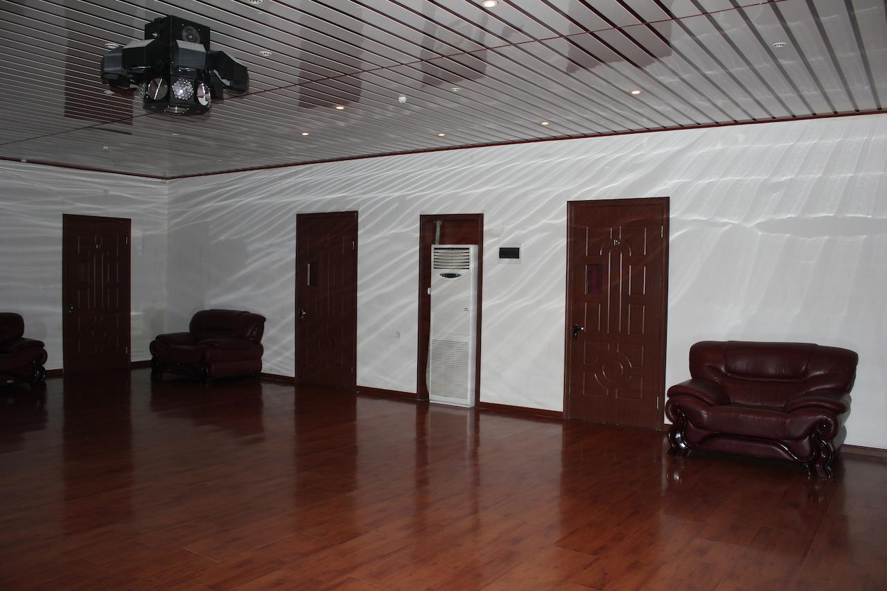 Pekin Hotel Temirtau Dış mekan fotoğraf