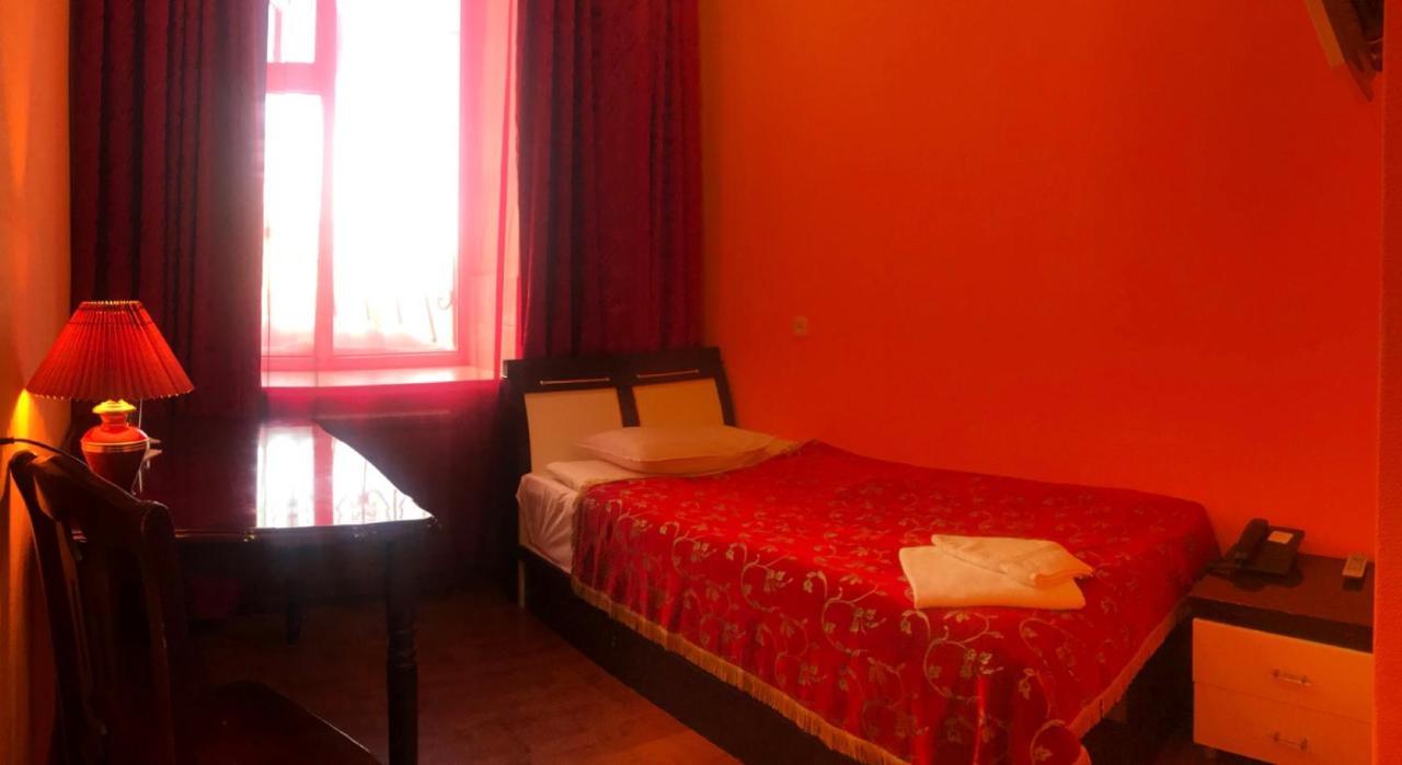 Pekin Hotel Temirtau Dış mekan fotoğraf